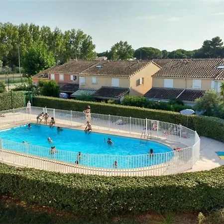 Duplex 3 Pieces Avec Terrasse, Jardin Et Piscine - 6 Couchages - Proche Commodites Et - Fr-1-731-63 Le Grau-du-Roi